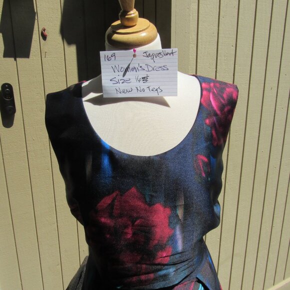 #169  NEW WOMEN'S FLORAL SUMMER DRESS BY JAQUES VERT  (SIZE 16) - Picture 2 of 4